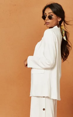 Charlie Holiday Bayview Jacket In White -DRESSES SHOP 2019 06 10 Jen Shree CharlieHoliday7522