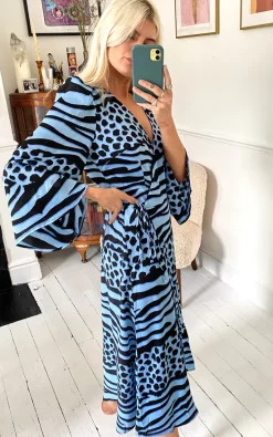 Liquorish Midi Wrap Dress In Blue Animal Print -DRESSES SHOP 2020 07 21 Megan Kasia Liquorish4