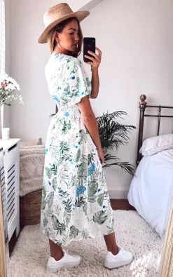 D.Anna V Neck Botanical Leaf Print Maxi Dress With Smock Waist -DRESSES SHOP 2020 08 17 Megan Cara Danna55