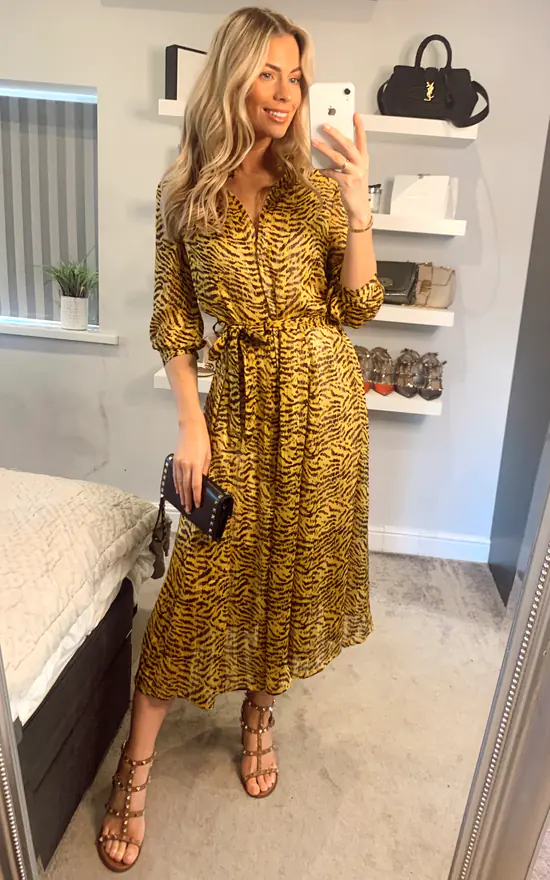 LOVE SUNSHINE Mustard Tiger Printed Long Shirt Dress With Lined Body