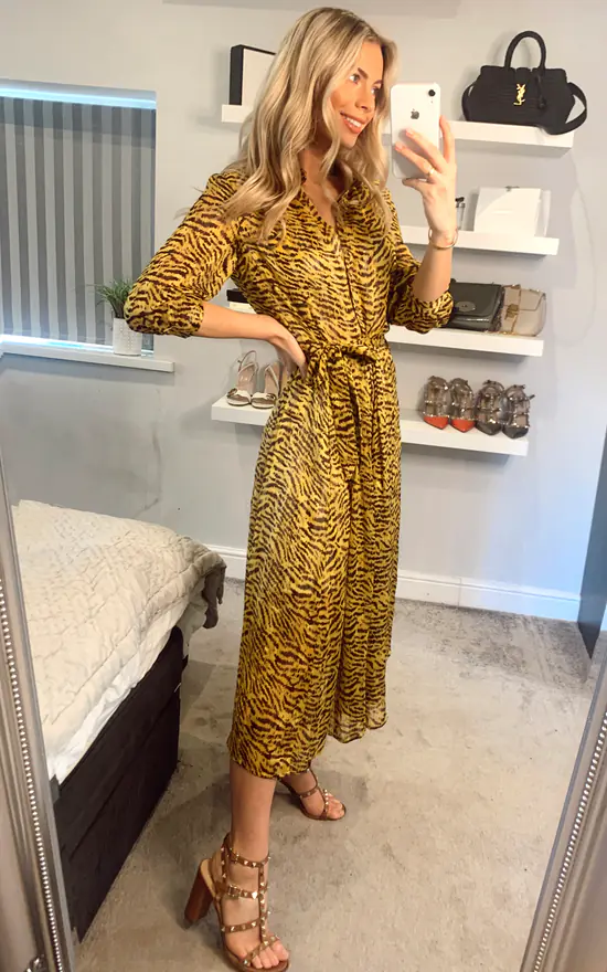 LOVE SUNSHINE Mustard Tiger Printed Long Shirt Dress With Lined Body - Image 3
