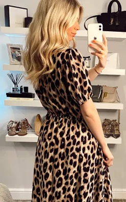 Jolie Moi Nana Hanky Hem Dress, Pink Animal -DRESSES SHOP 2021 04 14 sasha joliemoi 12 04 2021 21 32 38 3