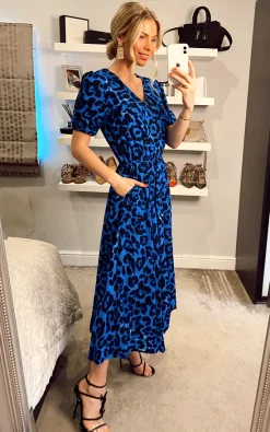 Jolie Moi Nana Hanky Hem Dress, Blue Animal -DRESSES SHOP 2021 04 14 sasha joliemoi 12 04 2021 21 35 39 3