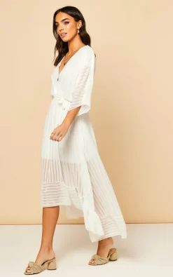 Bella And Blue Cream Plunge Maxi Dress -DRESSES SHOP 2021 06 25 SF TOM Mollie BellaAndBlue0048