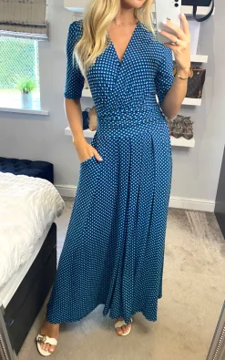 JOLIE MOI Macara Viscose Maxi Dress, Blue Geo -DRESSES SHOP 2021 08 05 sasha jolliemoi 03 08 2021 12 08 06