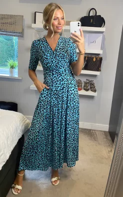 Jolie Moi Molly Jersey Maxi Dress, Blue Animal 6 Jolie Moi Molly Jersey Maxi Dress, Blue Animal -DRESSES SHOP 2021 09 22 Megan Sasha JolieMoi78
