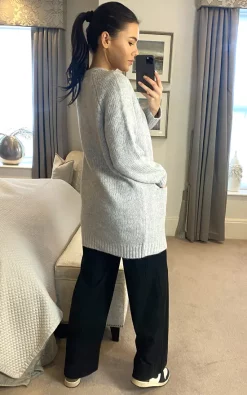 VM Knitted Cardigan With Pockets In Light Grey -DRESSES SHOP 2021 11 08 megan warehouse 6010