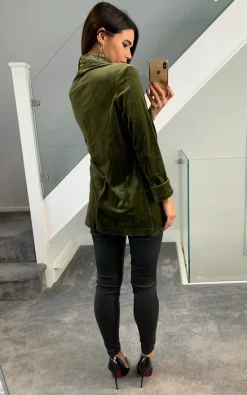 Traffic People Velvet Blazer In Green -DRESSES SHOP 2021 12 01 Naomi TrafficPeople3