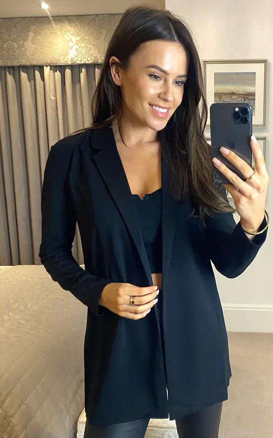 JDY Long Blazer In Black 2 JDY Long Blazer In Black - Image 2