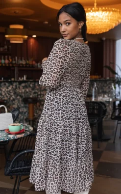 Bella And Blue Leopard Print Tiered Dress In Beige -DRESSES SHOP 2022 02 10 Julia Bella Blue28