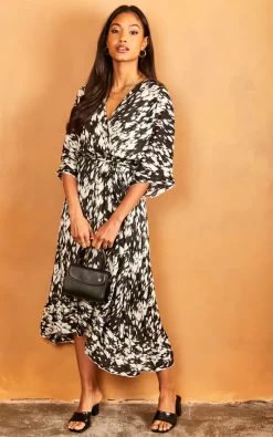 Bella And Blue Short Sleeve Leopard Print Midi Dress In Black -DRESSES SHOP 2022 03 31 Jen Julia Bella Blue22174