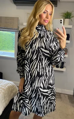 KURT MULLER Black Zebra Print High Neck Dress 6 KURT MULLER Black Zebra Print High Neck Dress -DRESSES SHOP 2022 04 08 Sasha KurtMuller144