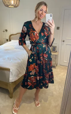 LOVE SUNSHINE Green Floral Satin Wrapped Midi Dress -DRESSES SHOP 2022 12 07 Sasha LoveSunshine116