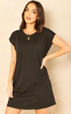 Noisy May Short Sleeve T Shirt Dress In Black -DRESSES SHOP 2023 01 27 Jen Mollie NoisyMay36251