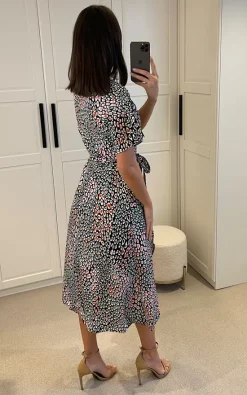 D.Anna Leopard Print Midi Wrap Dress With Belt Fastening In Multicolour 7 D.Anna Leopard Print Midi Wrap Dress With Belt Fastening In Multicolour -DRESSES SHOP 2023 02 22 Mollie Danna18