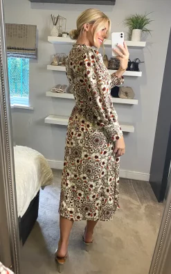 D.Anna Multicolour Floral Long Sleeves Midi Dress With Fill Detail And Covered Buttons 7 D.Anna Multicolour Floral Long Sleeves Midi Dress With Fill Detail And Covered Buttons -DRESSES SHOP D.anna sasha 13 09 202217