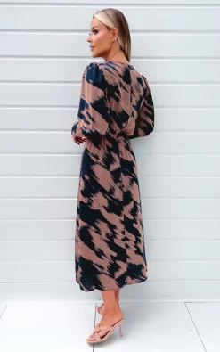 AX Paris Brown And Navy Printed Long Sleeve Midi Dress 5 AX Paris Brown And Navy Printed Long Sleeve Midi Dress -DRESSES SHOP DA1362BROWN 3